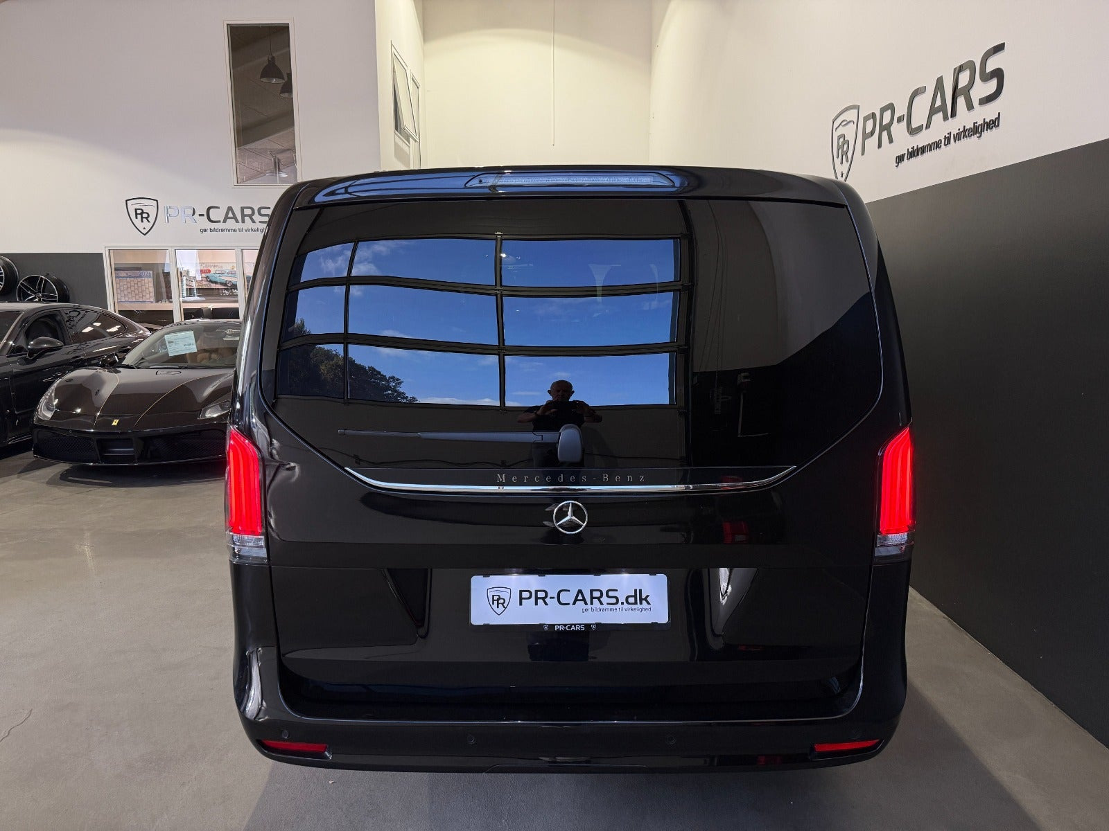undefined Mercedes V220 d fra 2024