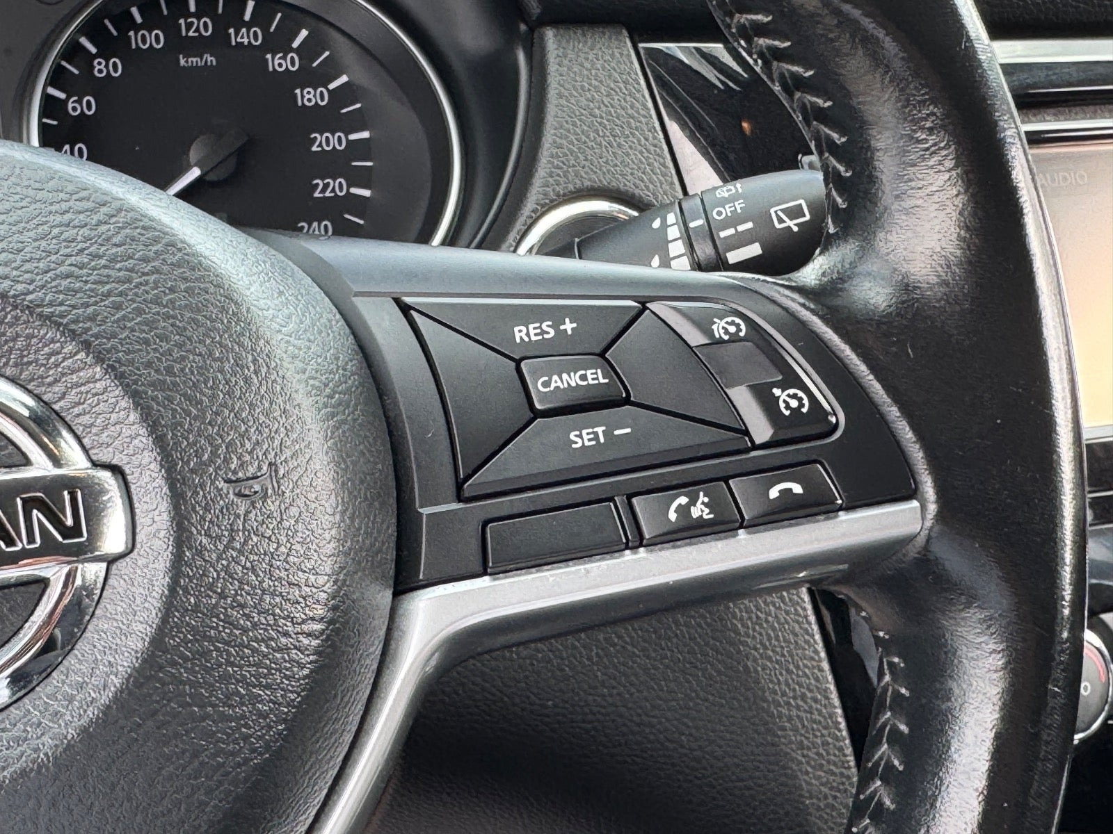 Sort Nissan Qashqai fra 2018