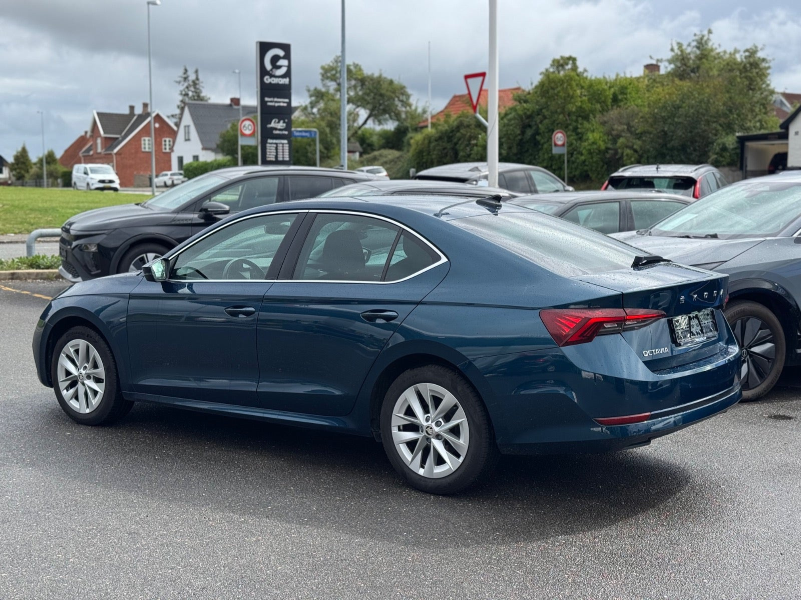 Blå Skoda Octavia fra 2021