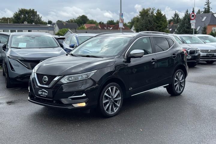 Sort Nissan Qashqai fra 2019
