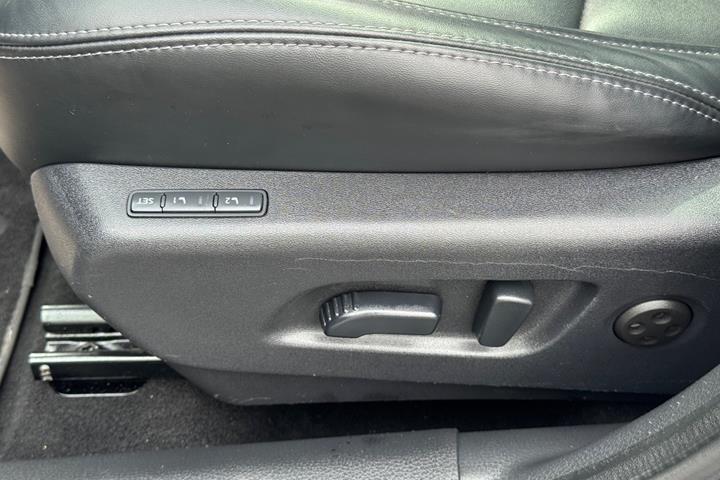 Sort Nissan Qashqai fra 2019