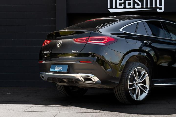 Sort Mercedes GLE350 de fra 2022