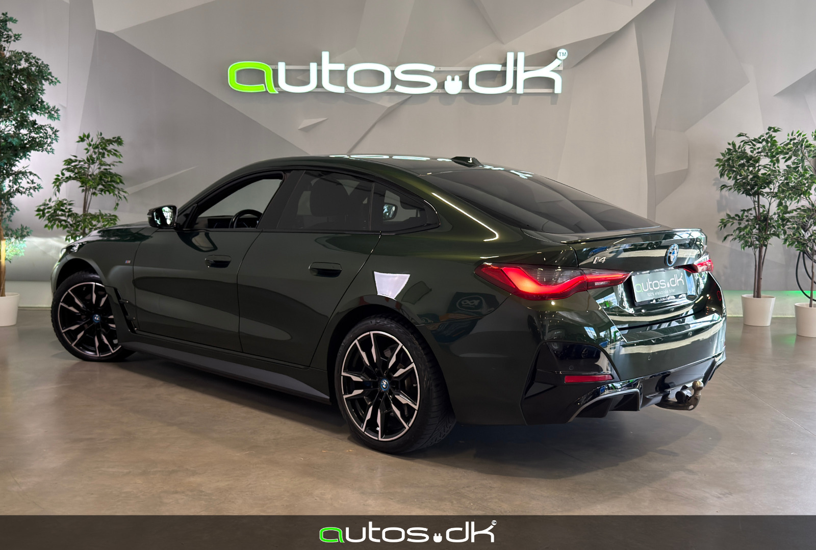 Grøn BMW i4 fra 2023