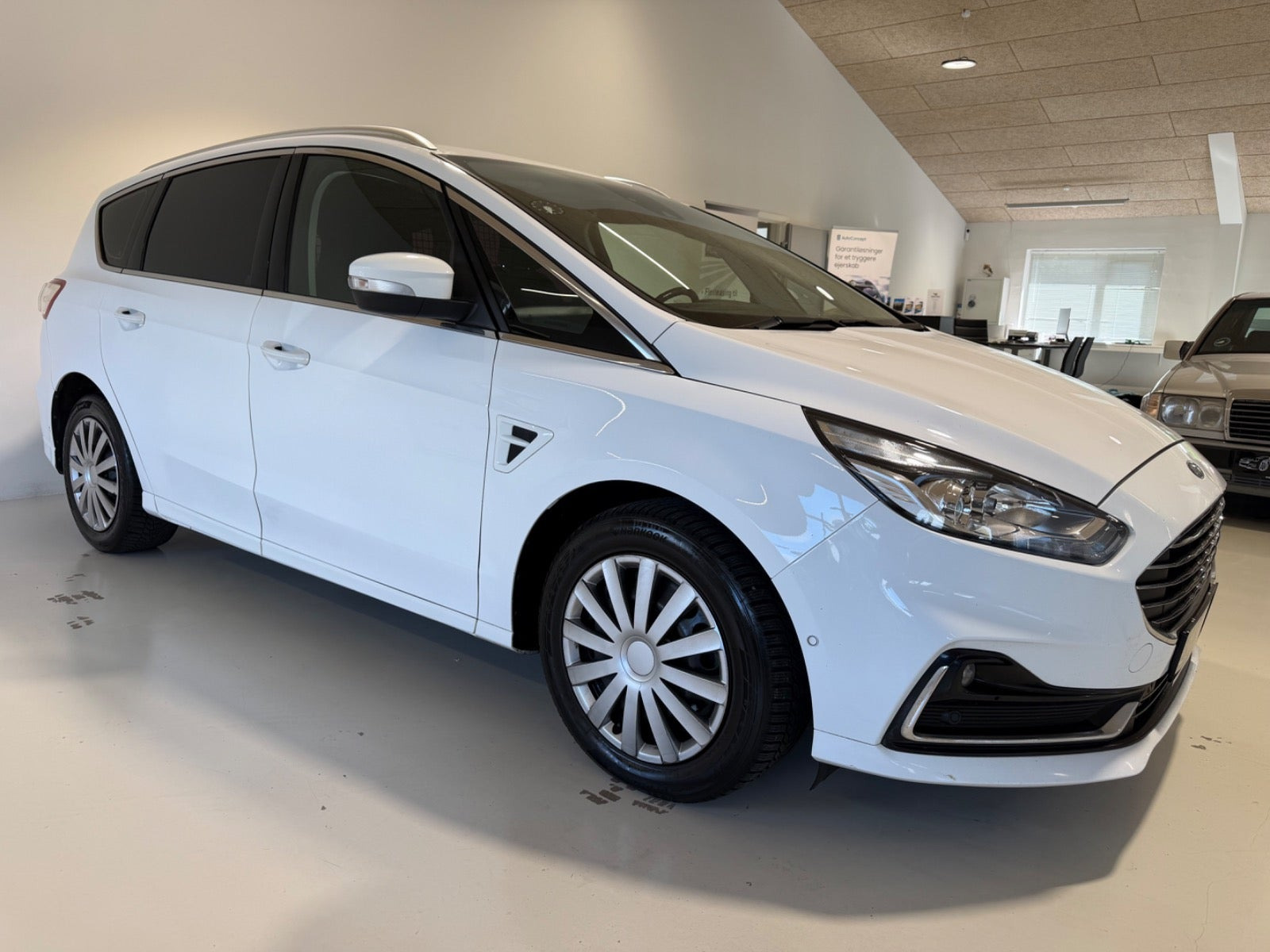 Ford S-MAX 2,0 EcoBlue Titanium aut. Van