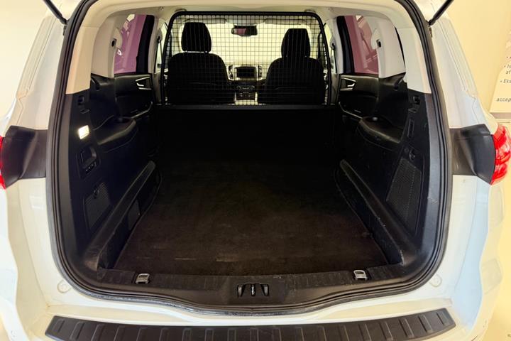 Hvid Ford S-MAX fra 2021