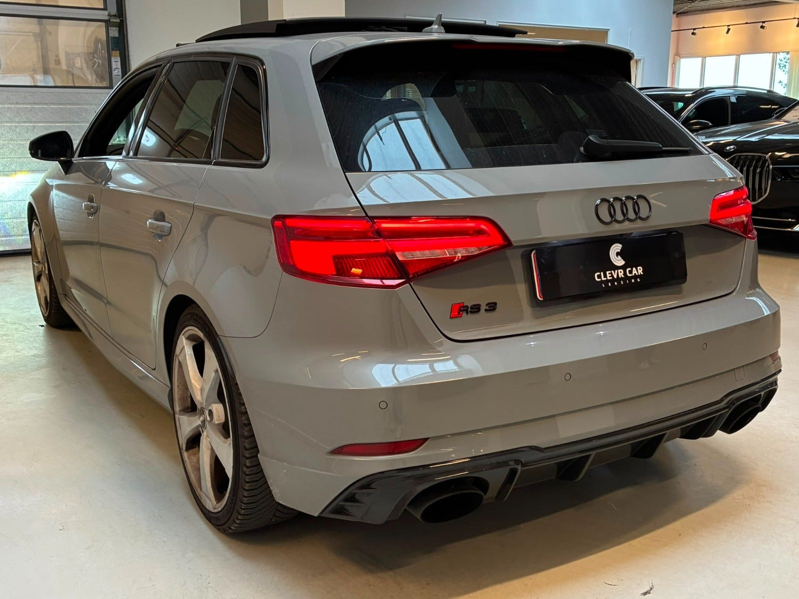 Grå Audi RS3 fra 2018
