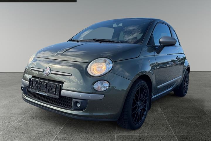 Grøn Fiat 500 fra 2010 set udefra