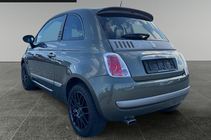 Grøn Fiat 500 fra 2010