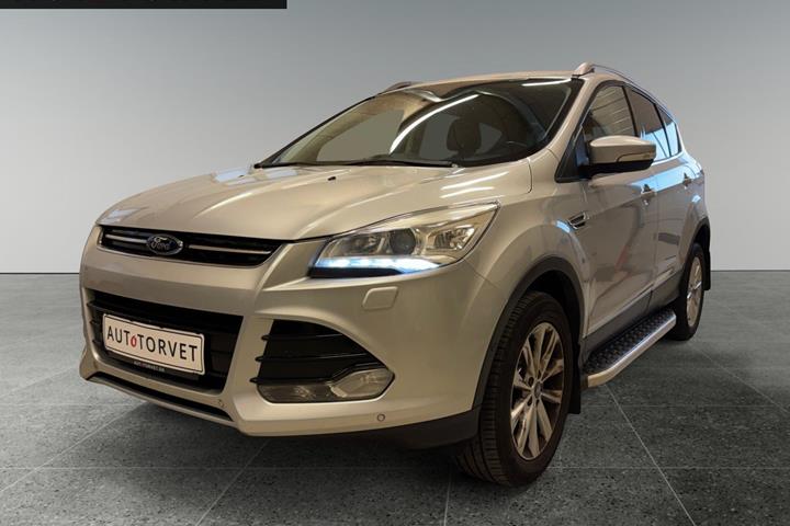 Sølv Ford Kuga fra 2015