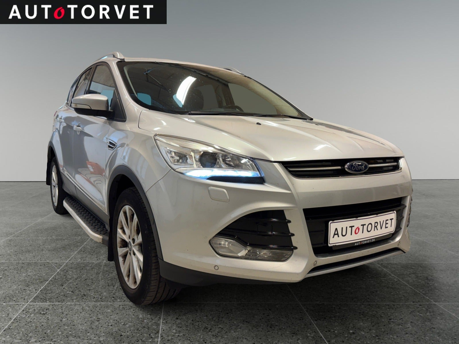 Sølv Ford Kuga fra 2015