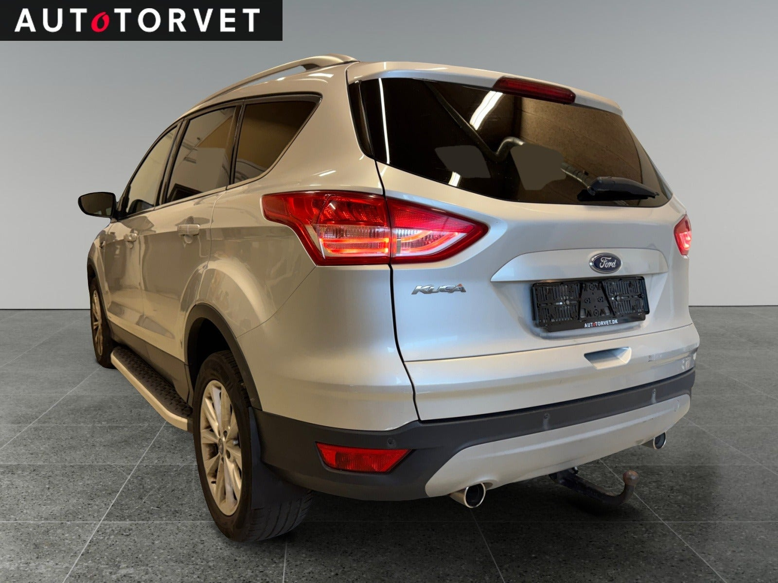 Sølv Ford Kuga fra 2015