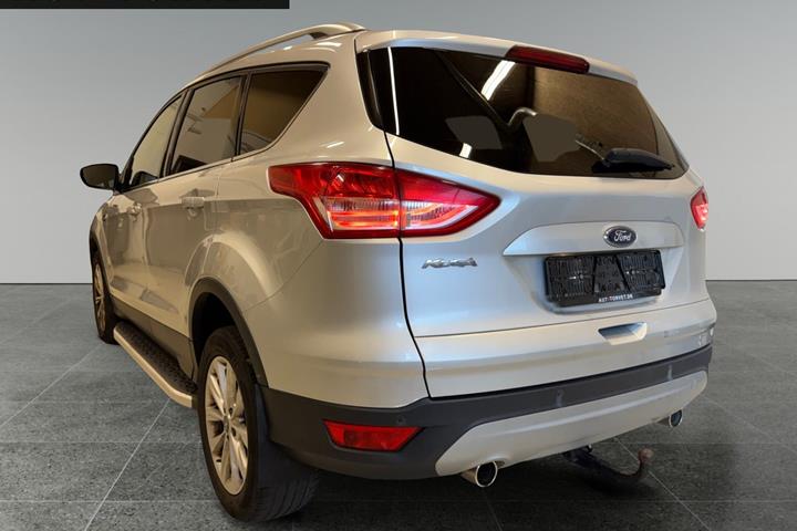 Sølv Ford Kuga fra 2015