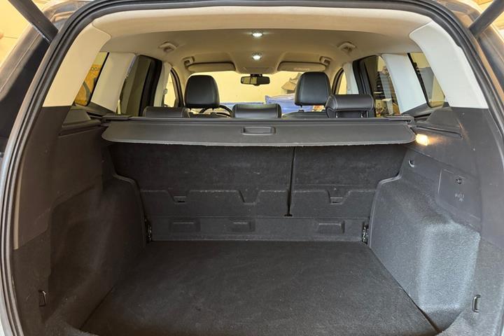 Sølv Ford Kuga fra 2015