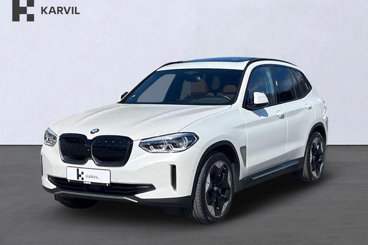 Hvid BMW iX3 fra 2021