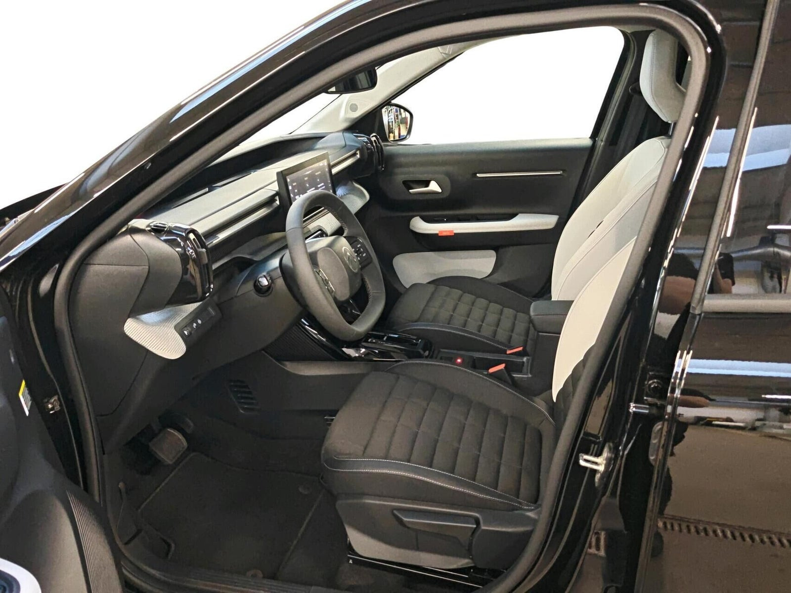 Sort Citroën e-C3 Aircross fra 2025