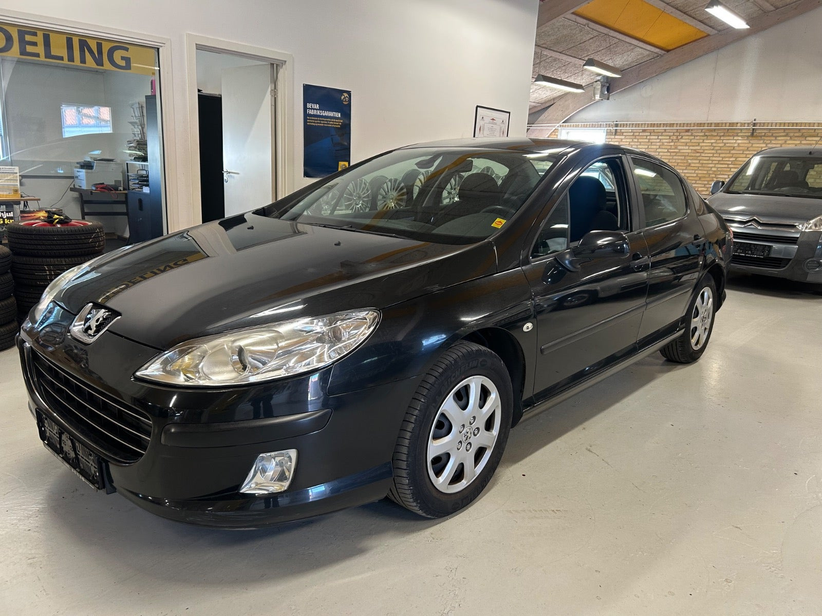 Peugeot 407 1,8 SR