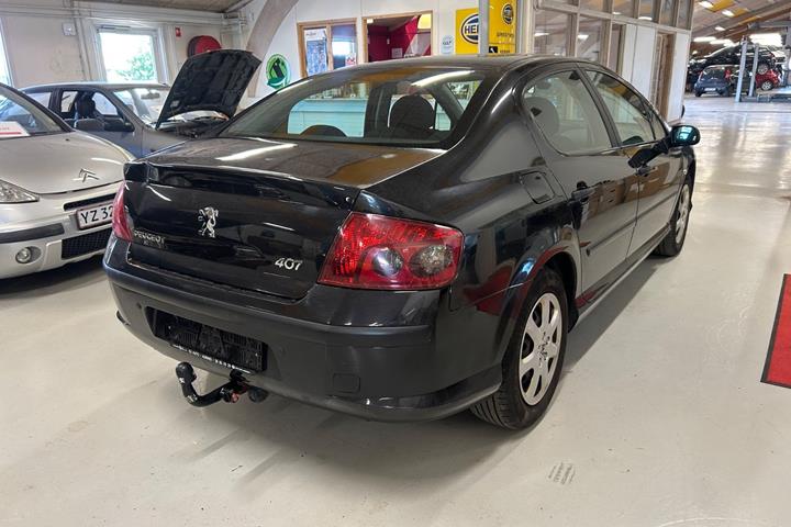 Sort Peugeot 407 fra 2006