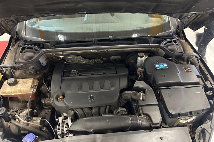 Sort Peugeot 407 fra 2006