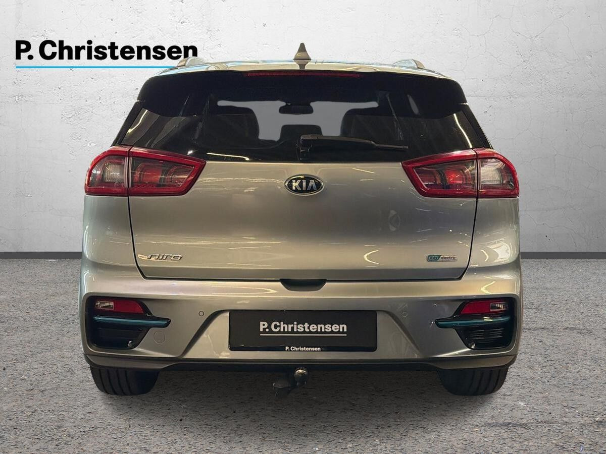 Grå Kia e-Niro fra 2019