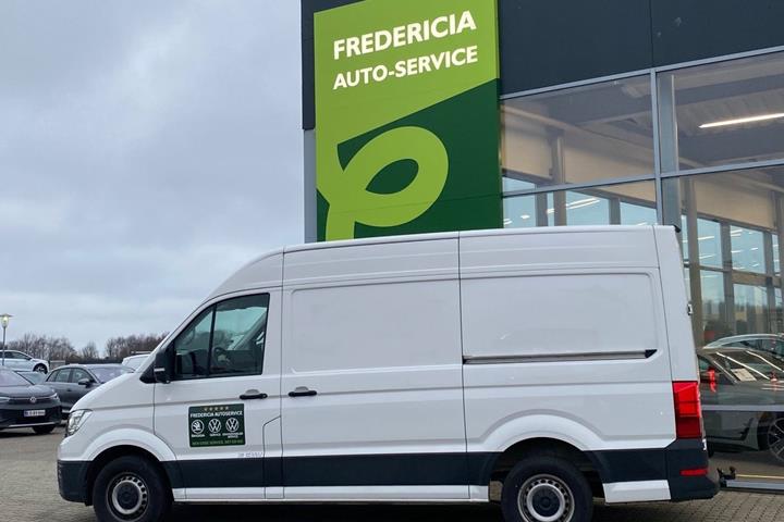 Hvid VW Crafter 35 fra 2024