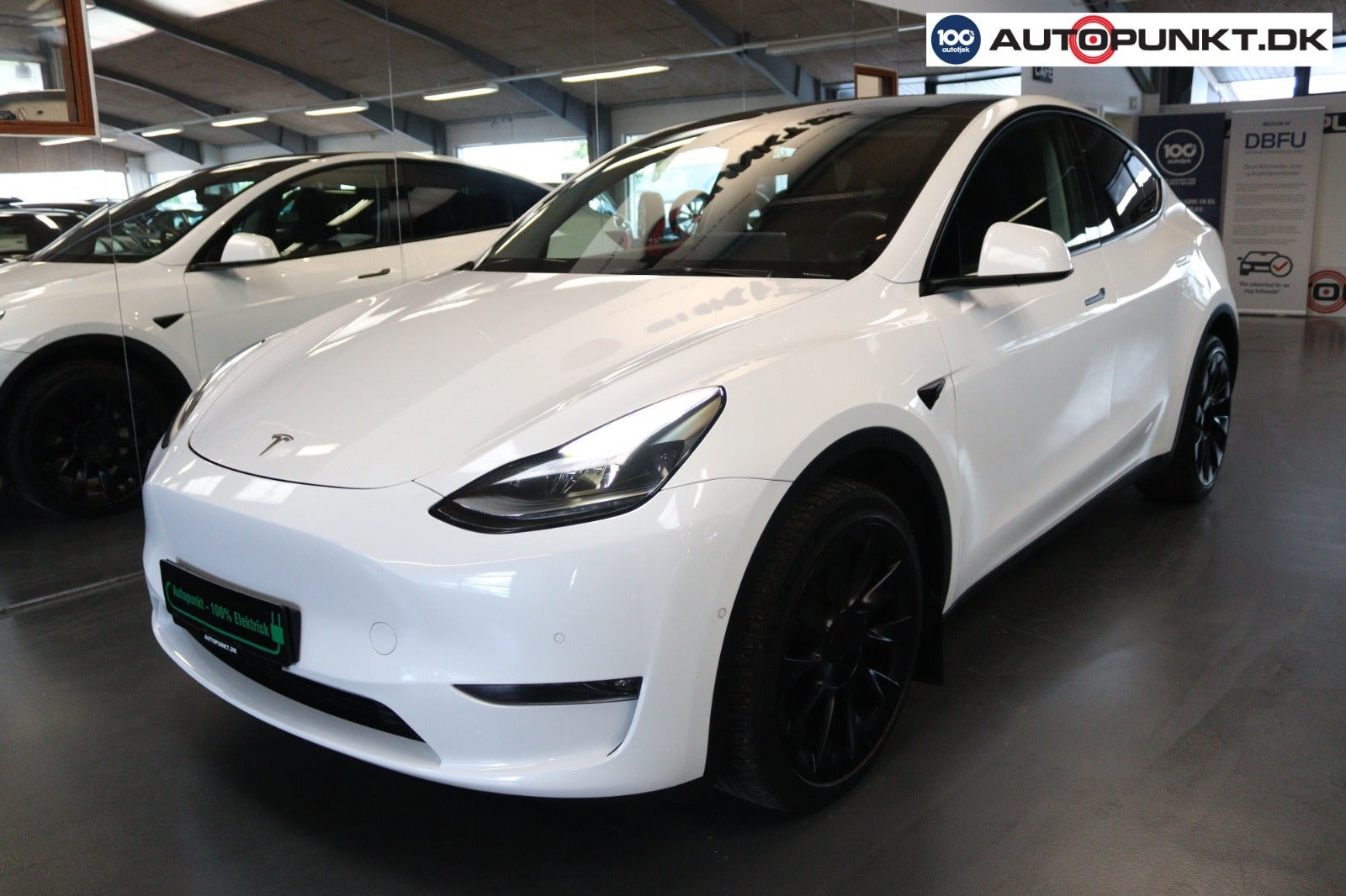 Tesla Model Y Long Range AWD
