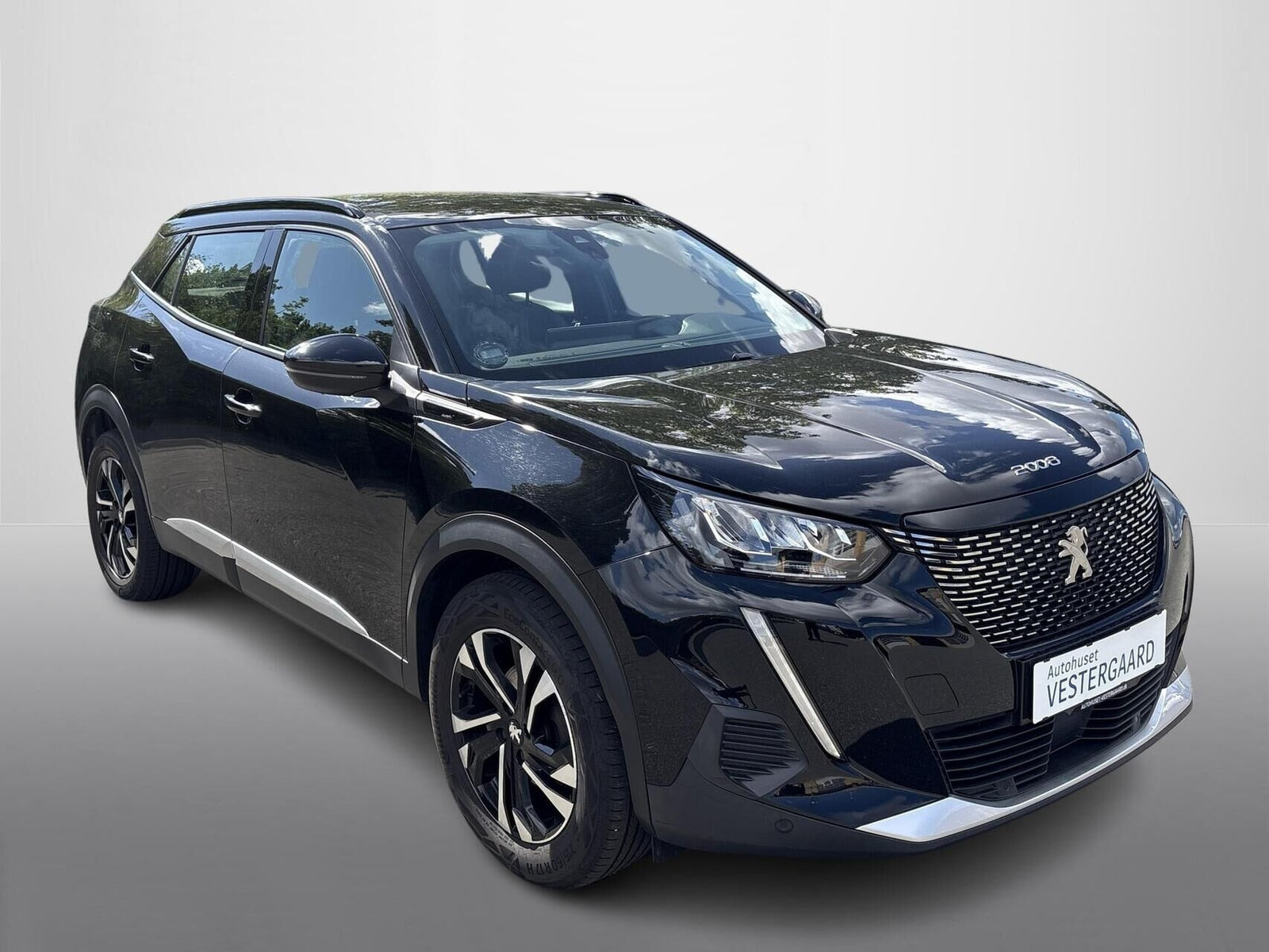 Sort Peugeot 2008 fra 2020