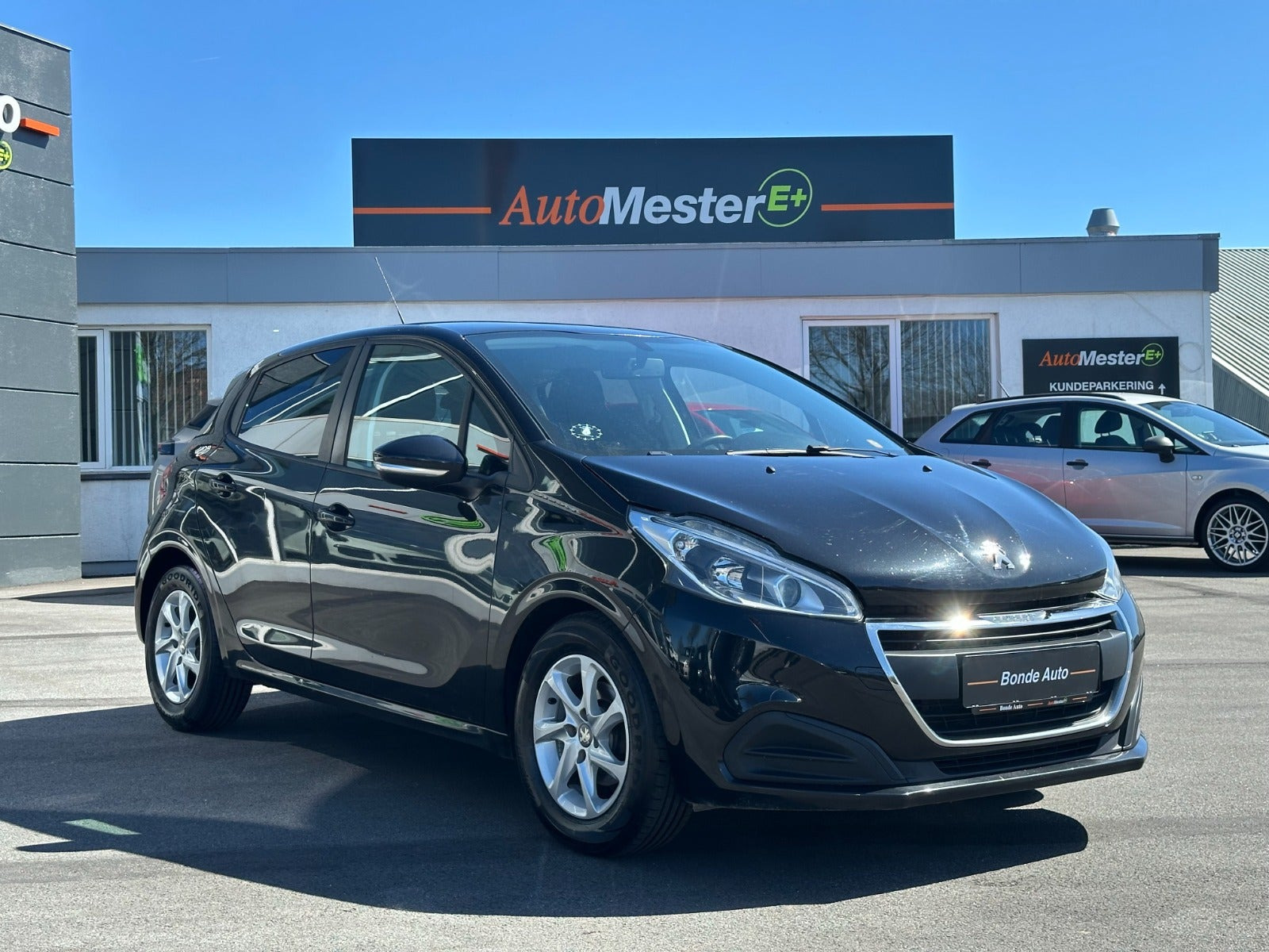 undefined Peugeot 208 fra 2016
