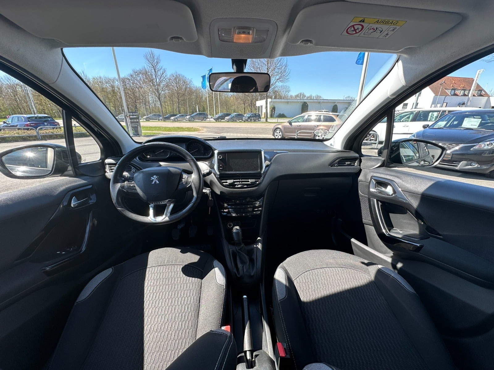 undefined Peugeot 208 fra 2016