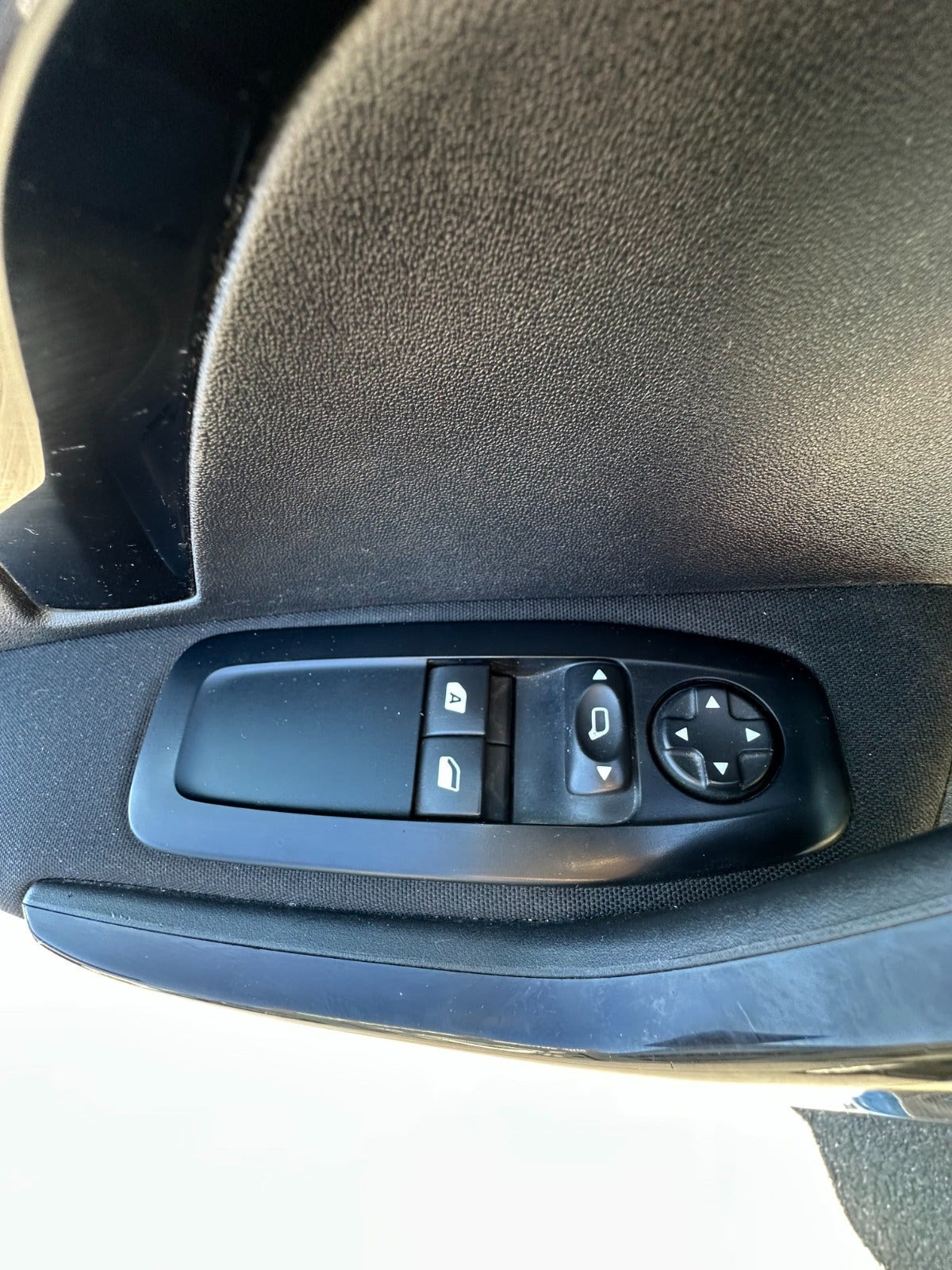 undefined Peugeot 208 fra 2016