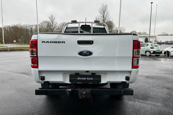 Hvid Ford Ranger fra 2021
