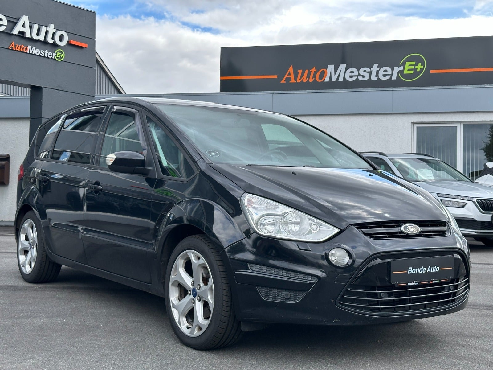 undefined Ford S-MAX fra 2011