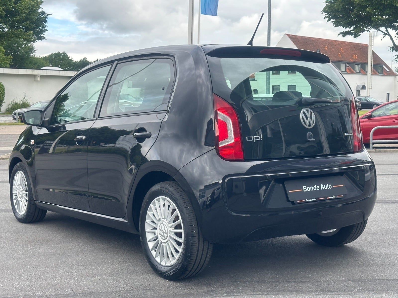 Sort VW UP! fra 2016