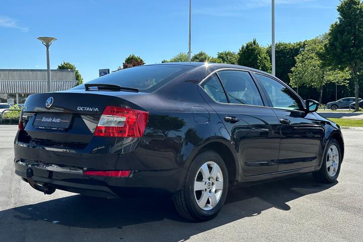 undefined Skoda Octavia fra 2016
