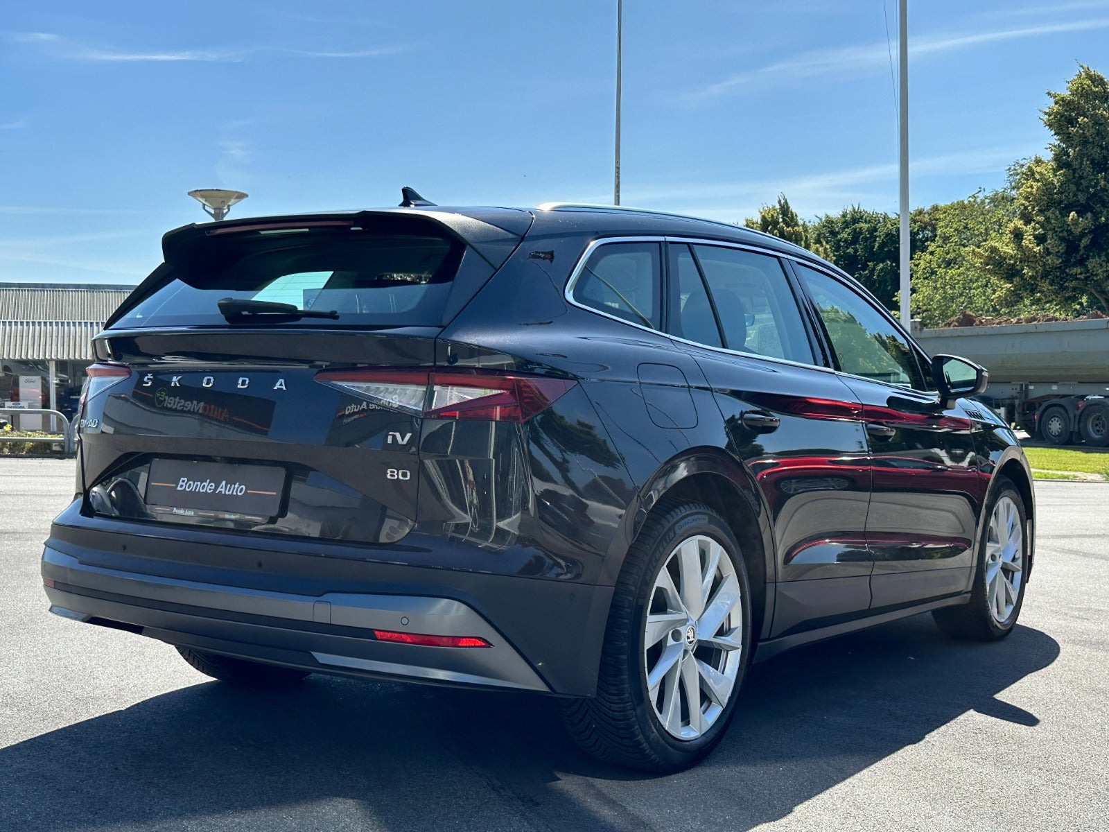 undefined Skoda Enyaq fra 2022