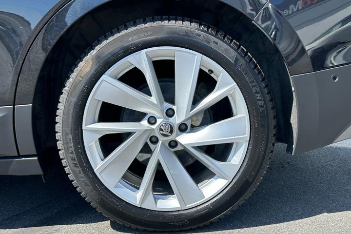 undefined Skoda Enyaq fra 2022