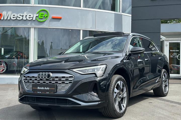 undefined Audi Q8 e-tron fra 2024