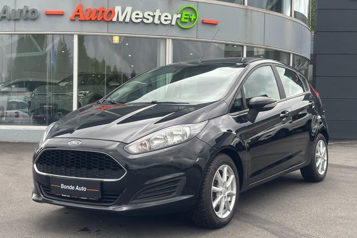 Sort Ford Fiesta fra 2015