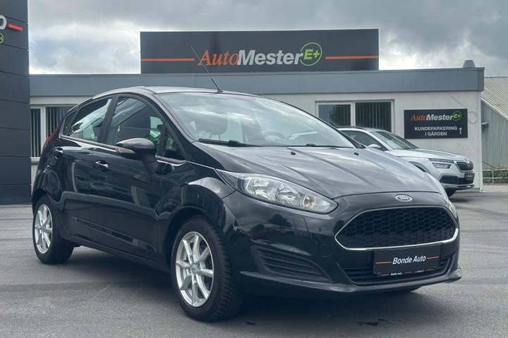 Sort Ford Fiesta fra 2015