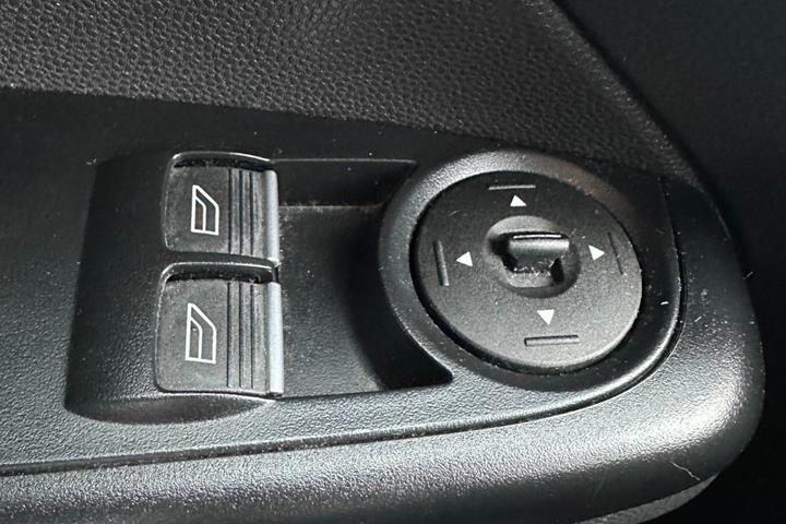Sort Ford Fiesta fra 2015