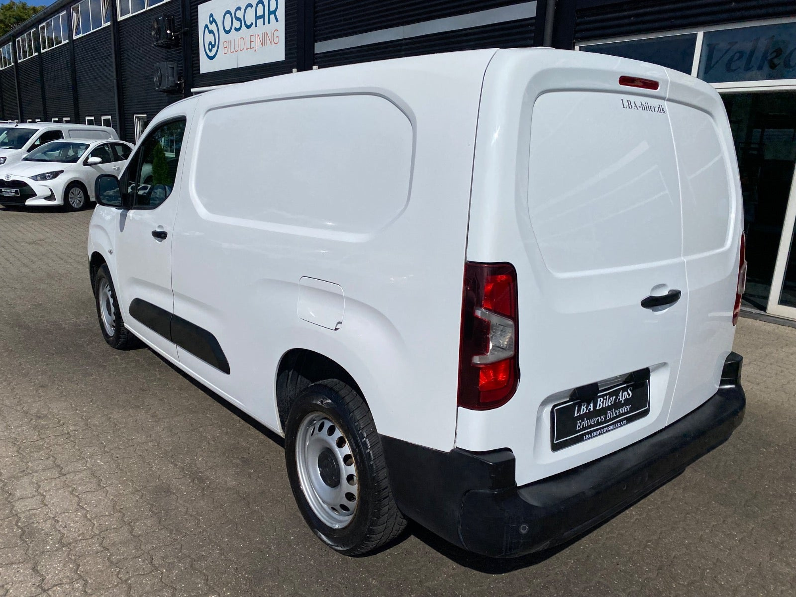 Hvid Citroën Berlingo fra 2021