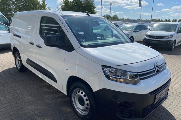 Hvid Citroën Berlingo fra 2021