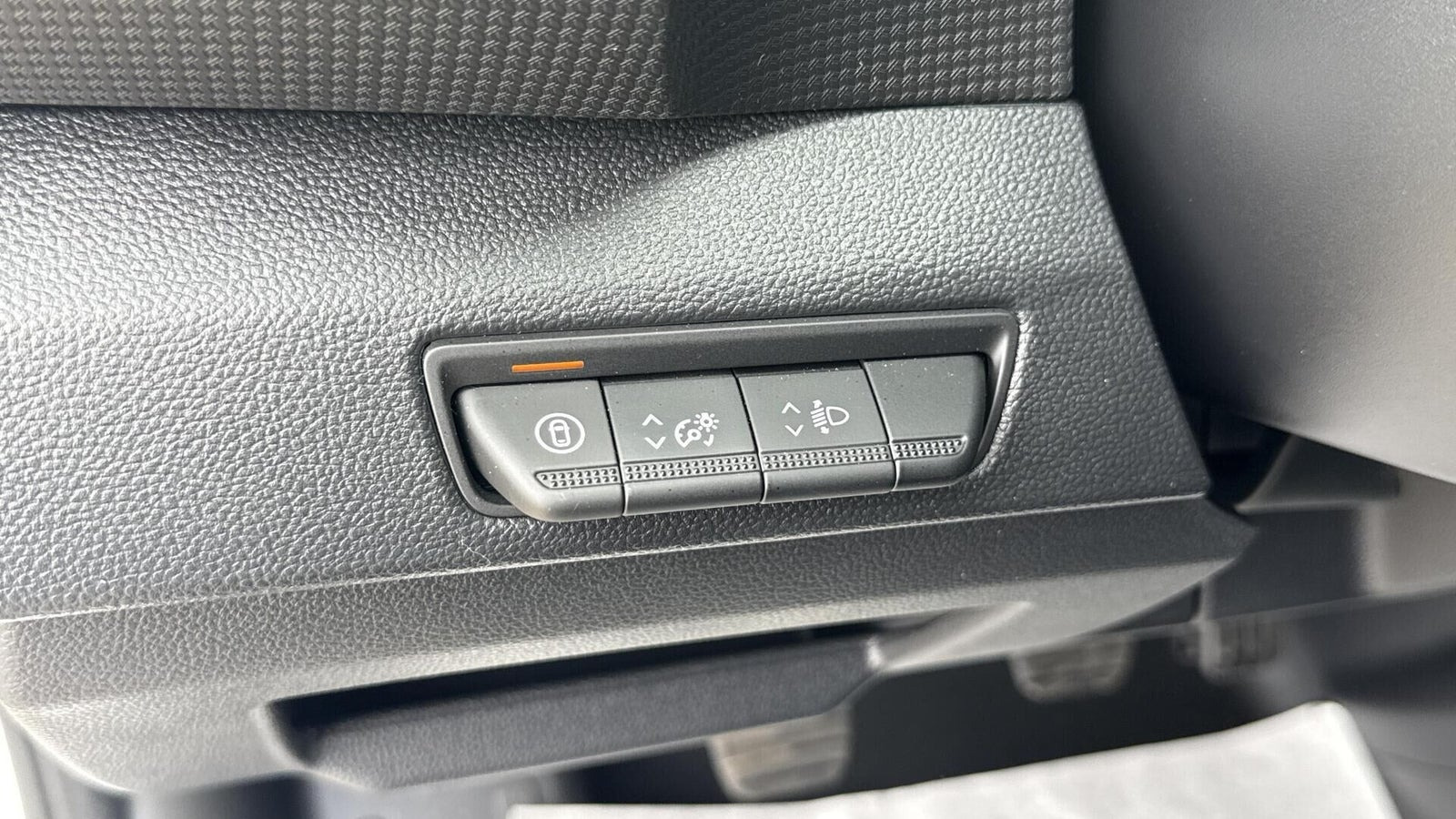 Hvid Renault Trafic fra 2025