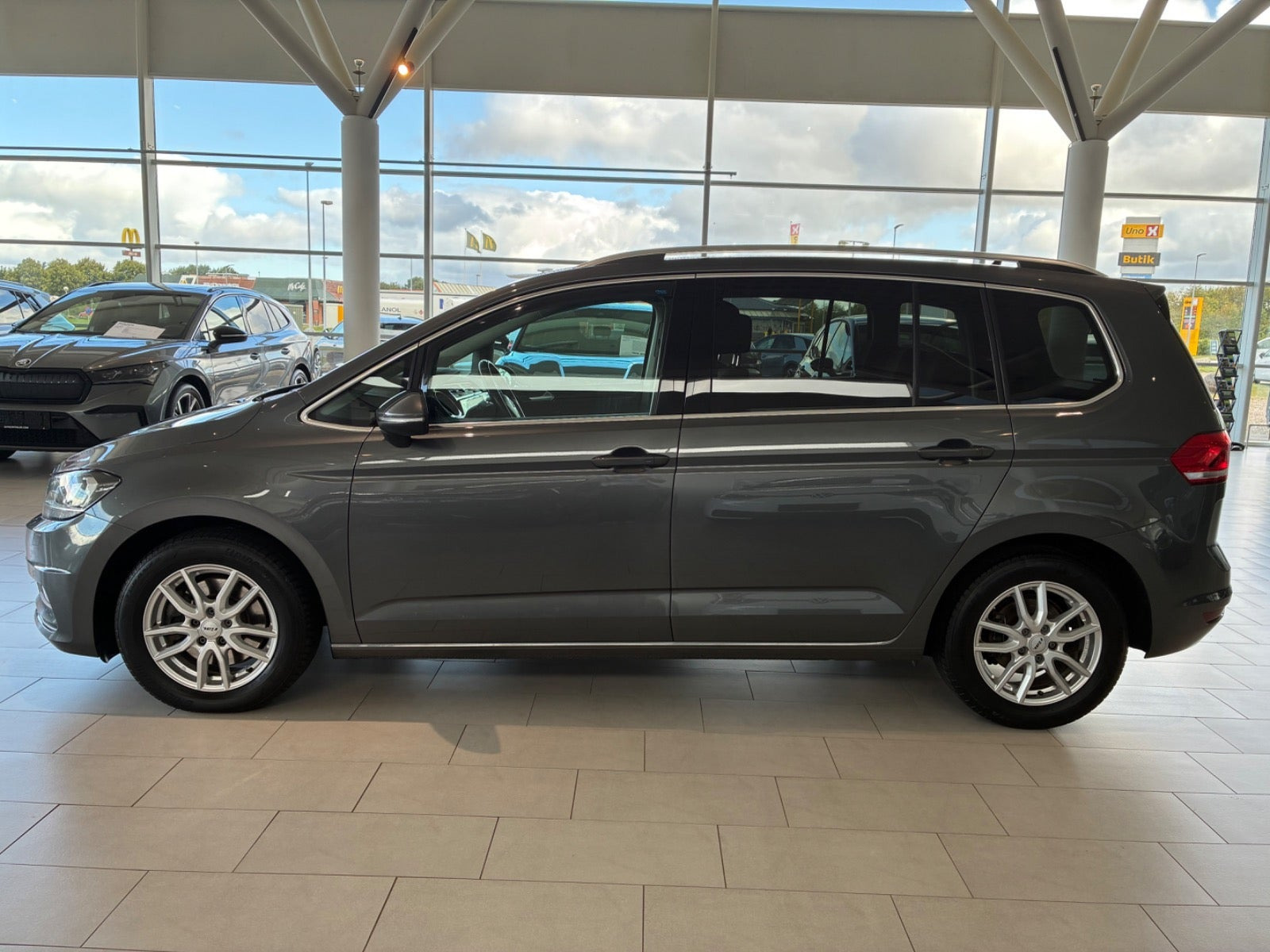 undefined VW Touran fra 2020