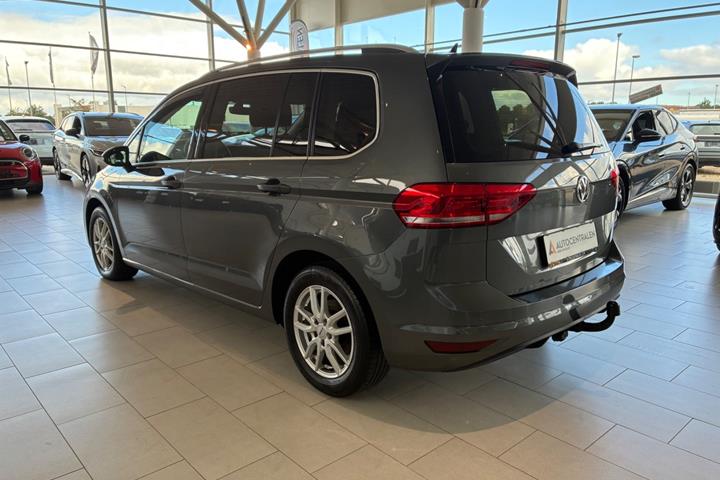 undefined VW Touran fra 2020