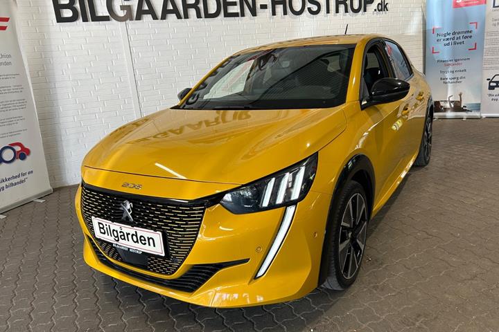 Gul Peugeot e-208 fra 2022