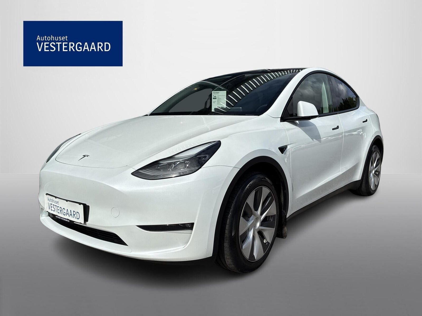 Tesla Model Y Long Range AWD