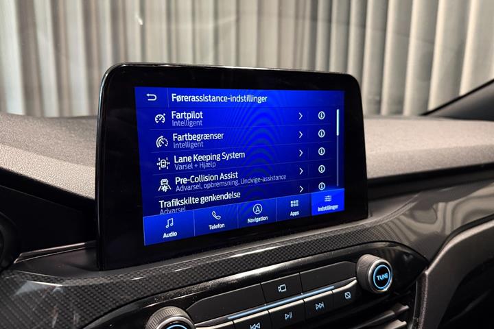 Hvid Ford Kuga fra 2020