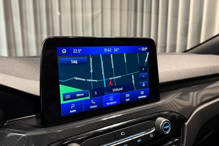 Hvid Ford Kuga fra 2020