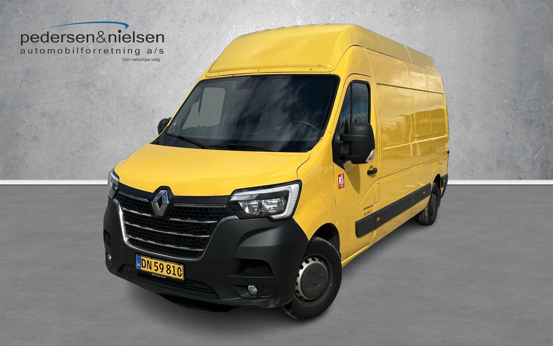 Renault Master 2,3 T35 L3H3 DCI TwinTurbo start/stop Quickshift 180HK Van 6g Aut.