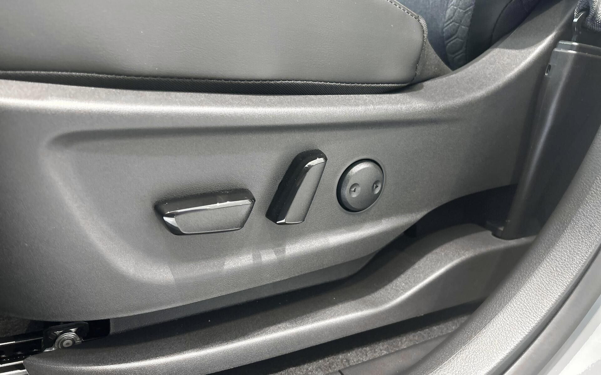 Grå Nissan Ariya fra 2027